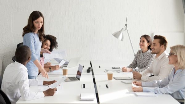 Onboarding: Neue Mitarbeitende erfolgreich integrieren