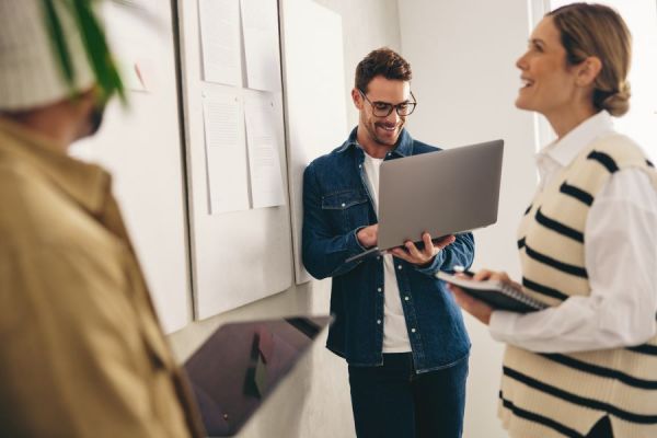 Social Media for Business (in English)