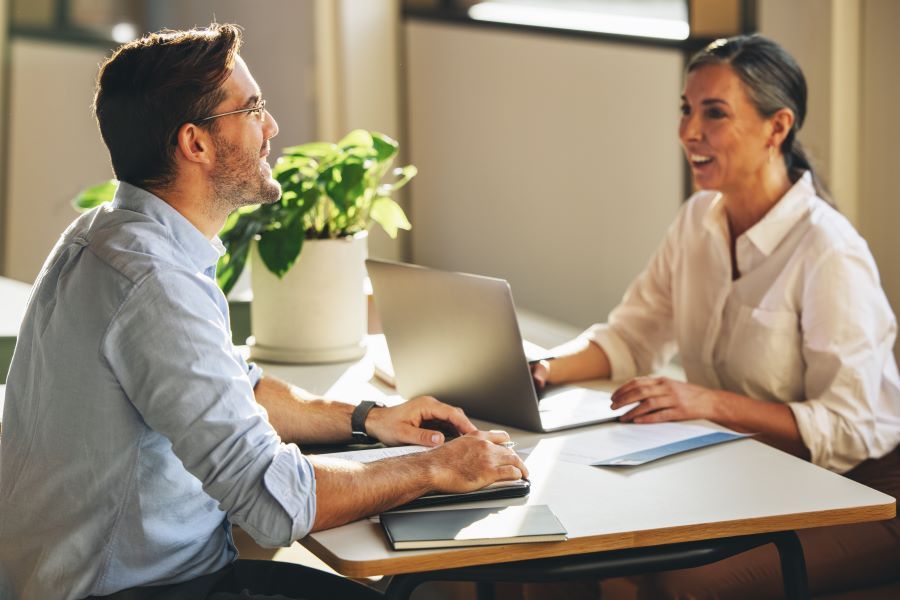 Onboarding: Neue Mitarbeitende erfolgreich integrieren